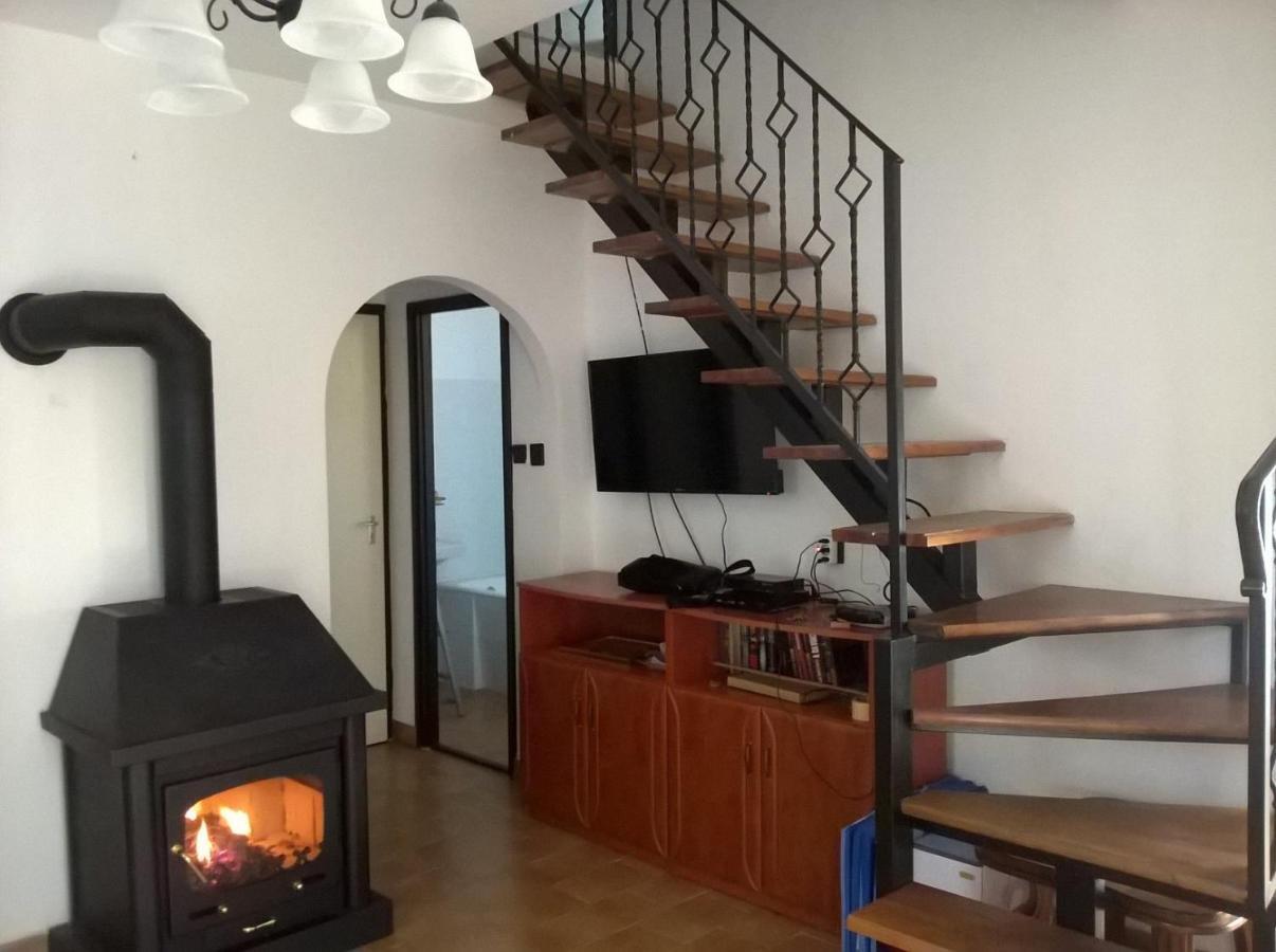 Zenith Apartman Gardony Ngoại thất bức ảnh